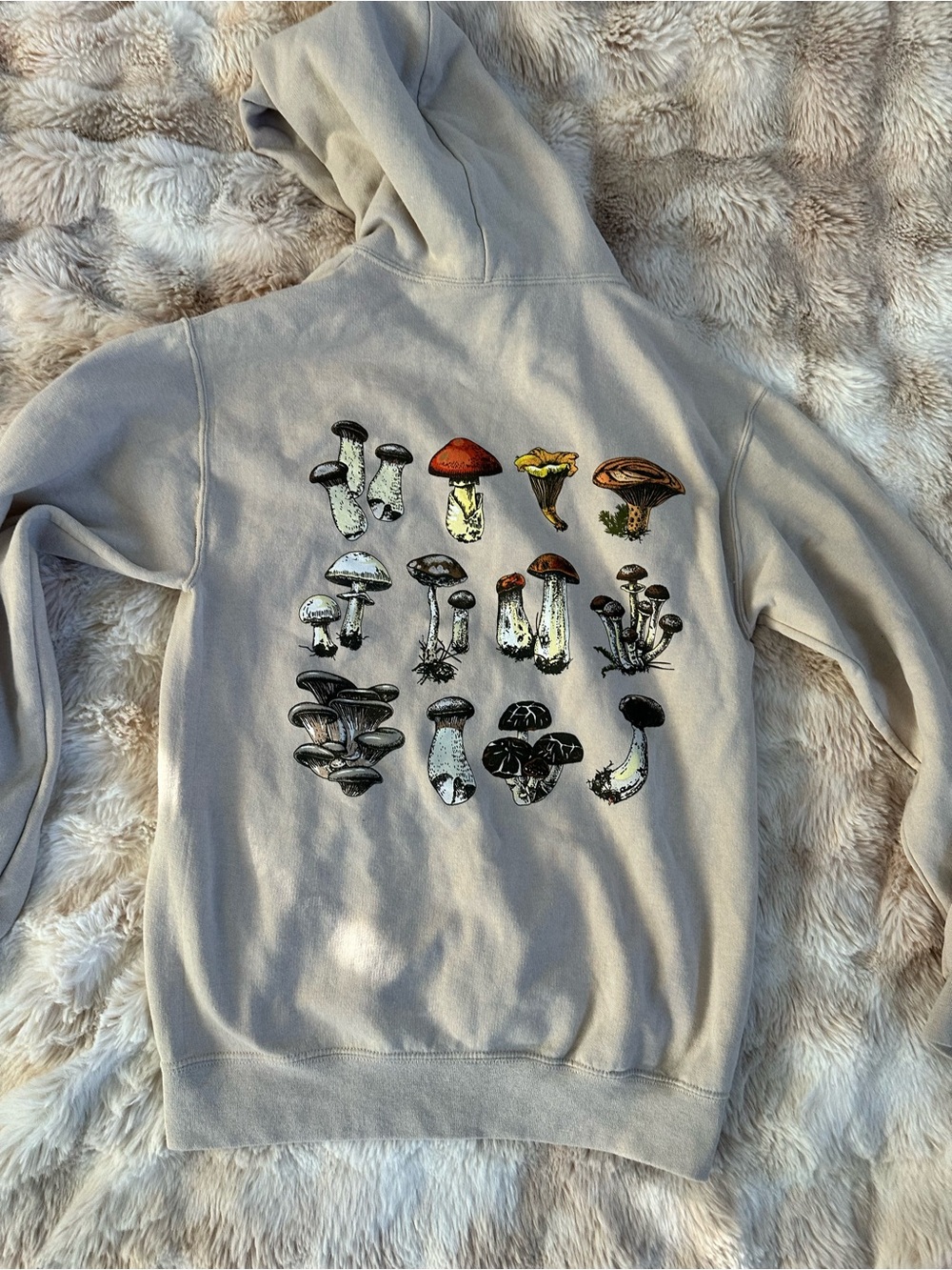 Men's Crewneck Sweatshirt in Light Beige with Mushroom Graphic